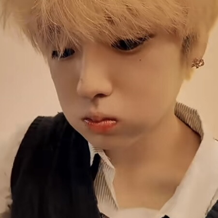 看猪吃饭也算幸福的一种