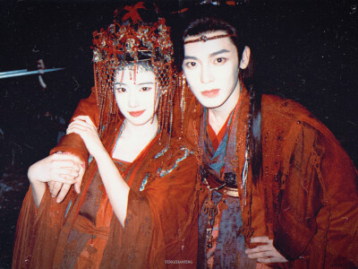 入青云 侯明昊 卢昱晓