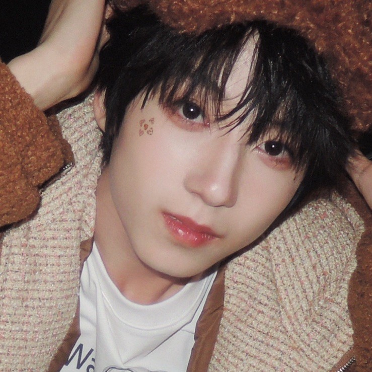 一觉睡醒看到这张脸心情愉悦