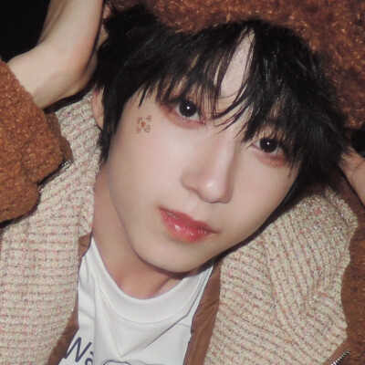 一觉睡醒看到这张脸心情愉悦