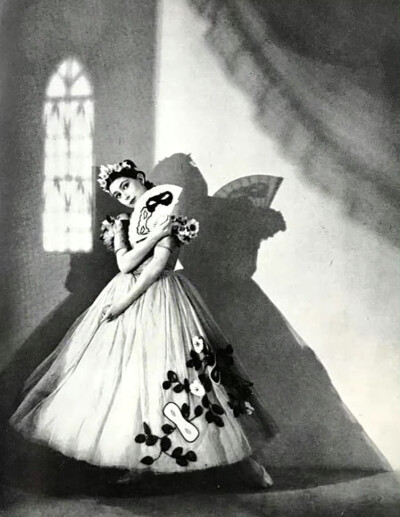 英国舞蹈家 玛歌·芳婷 （1919-1991） ​​​