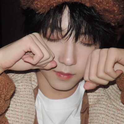 一觉睡醒看到这张脸心情愉悦