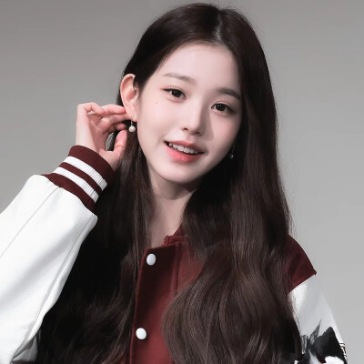 潮湿的雨水第一万次掠过我的眼睛