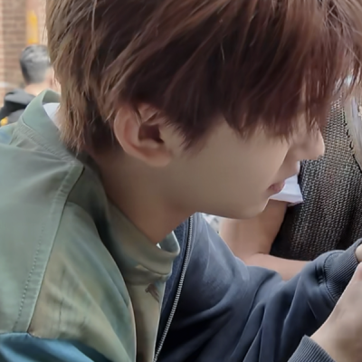 多爱你就会抱你多紧的