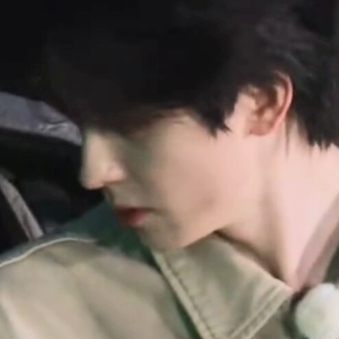 前面咋有一张没传上