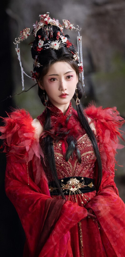 姜贞羽《水龙吟》红姑娘