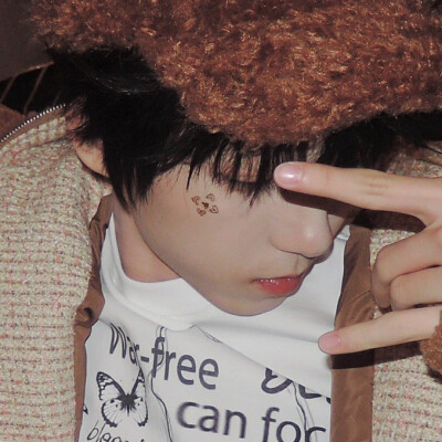 一觉睡醒看到这张脸心情愉悦