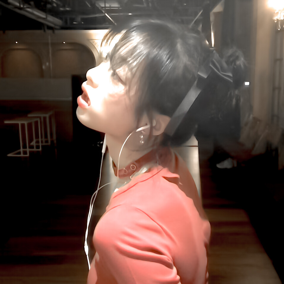 要在雨淋不到的环境，才能看到雨景