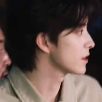 前面咋有一张没传上