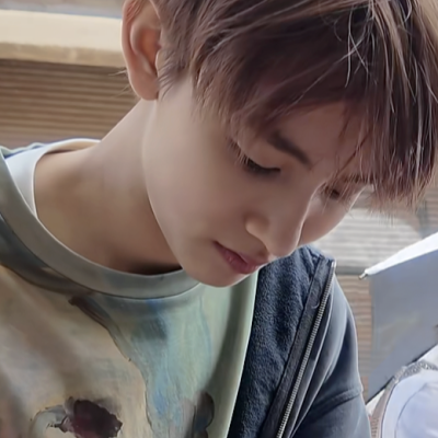 多爱你就会抱你多紧的