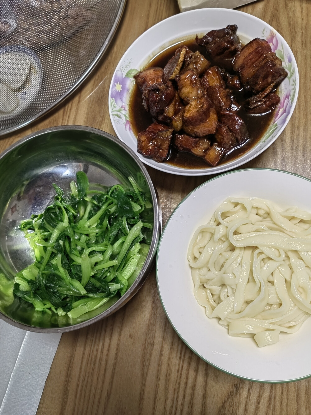 2025/11/4晚上自己擀面条吃