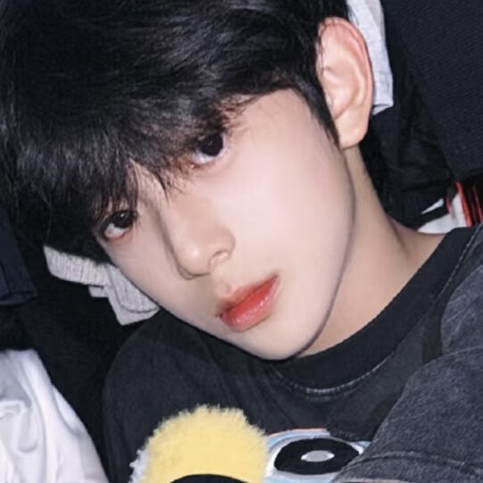 大概就是羊保温小老公。女孩子真的很磕铭文！