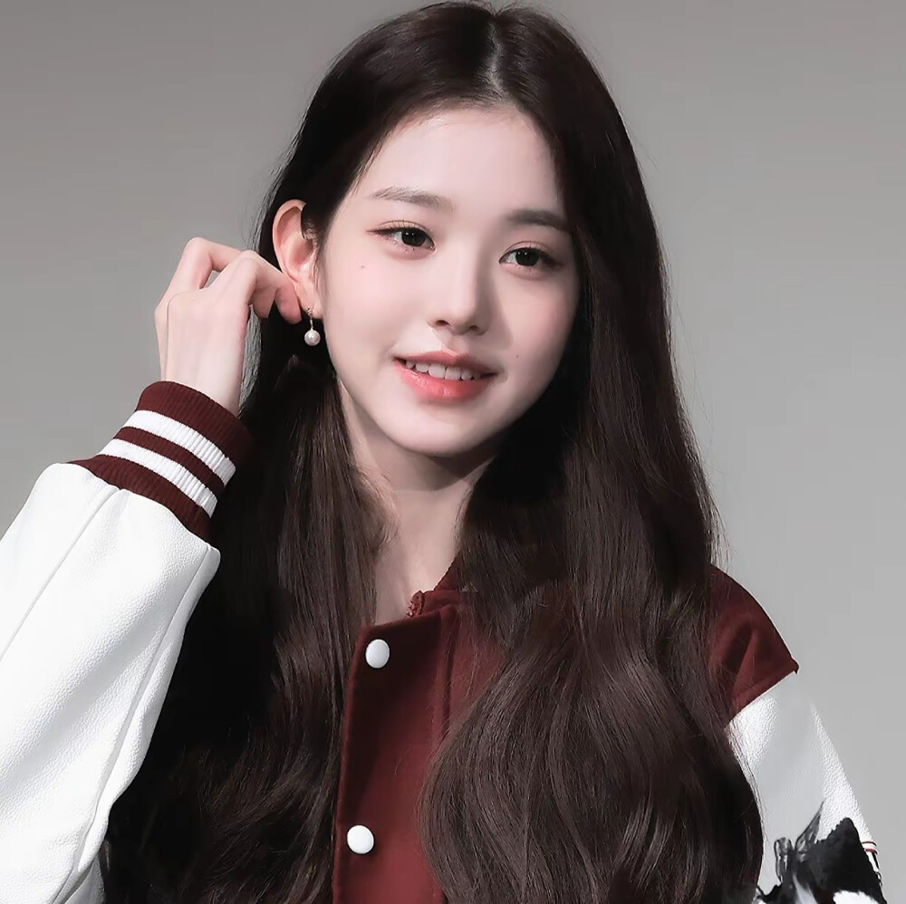 潮湿的雨水第一万次掠过我的眼睛