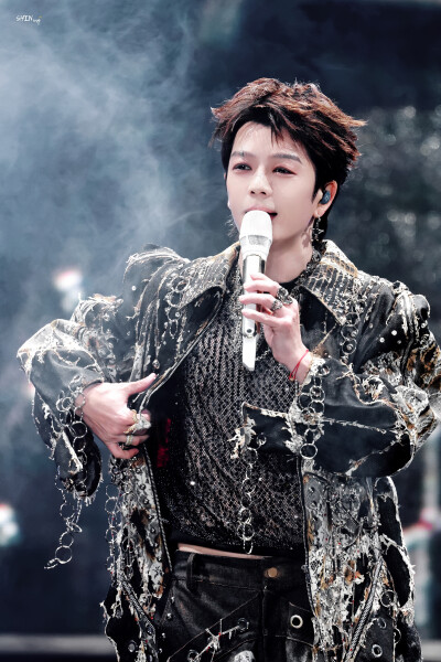 王栎鑫11.1慈溪城市森林音乐节