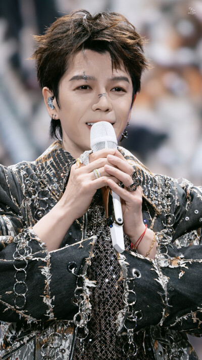 王栎鑫11.1慈溪城市森林音乐节