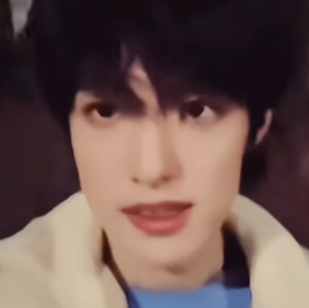 把我心搞得一团乱还在那里装可爱