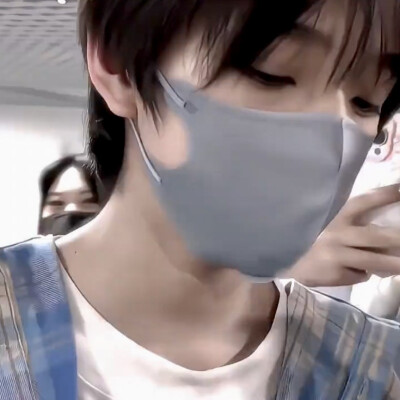 王橹杰
嗯大概就是心情好全修了