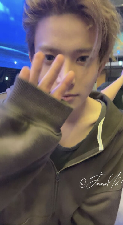 李羲承
cr dy Seong侵删