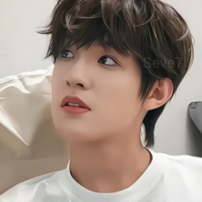 我喜欢你穿lululemon或者球鞋搭配牛仔裤