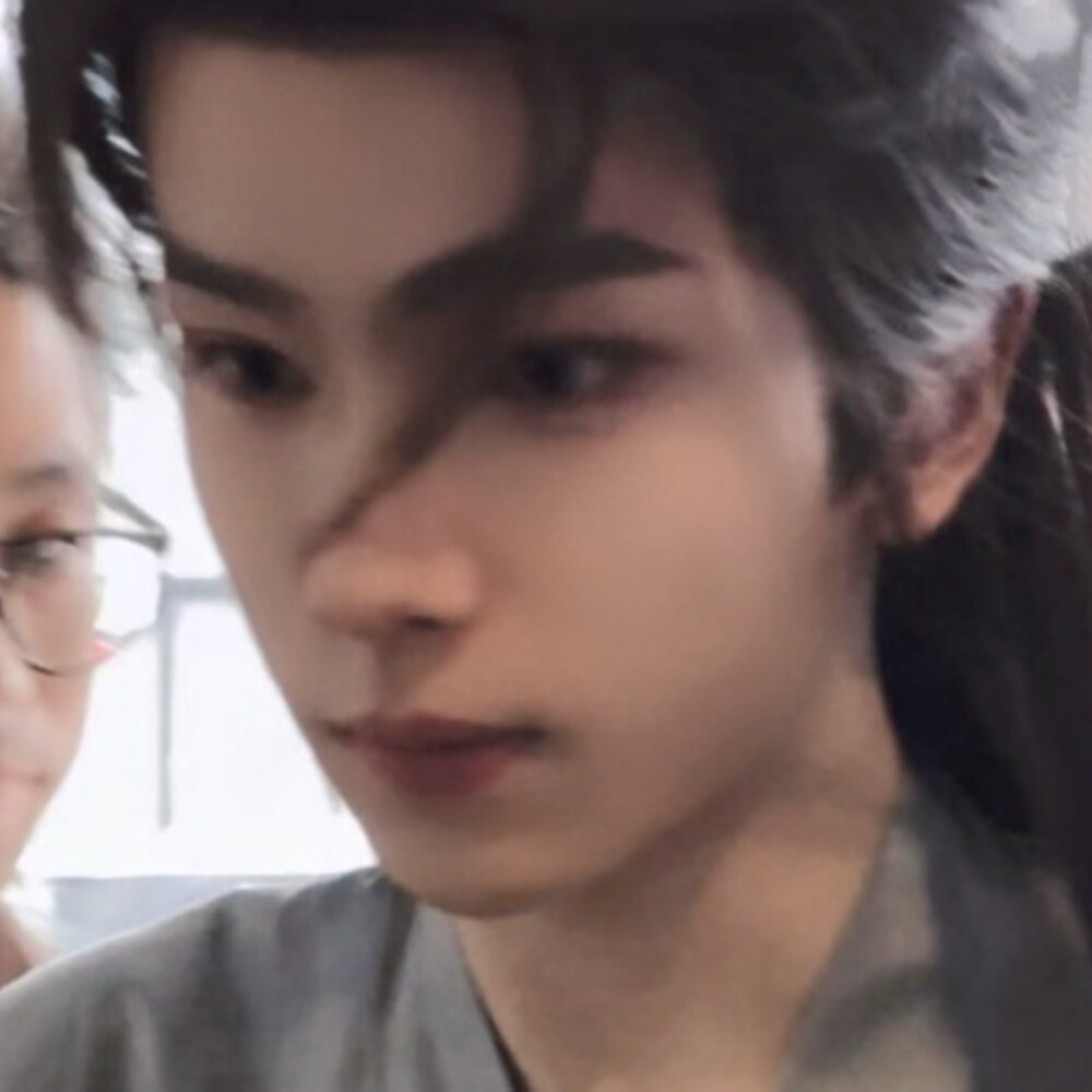 寰谛凤翎只此一只，你还不能明白我的心思吗