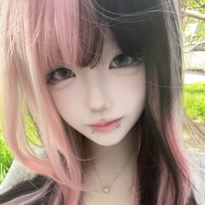 寂寞却一直掉眼泪