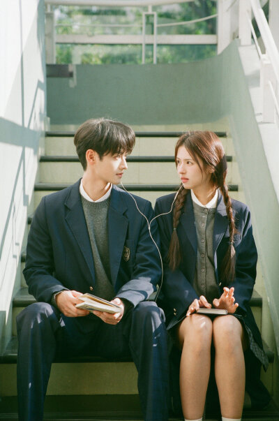 言听玑从 全伊伦&鹤男