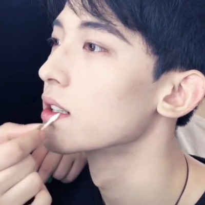 我哥哥早期这个萌