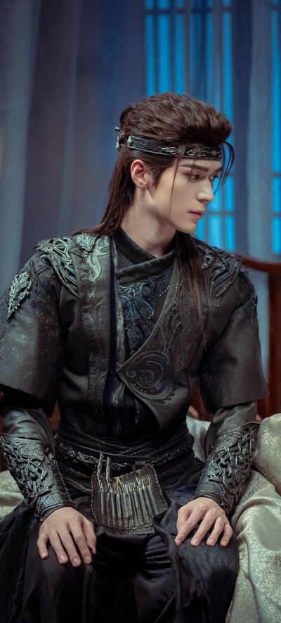 章时安《暗河传》唐怜月