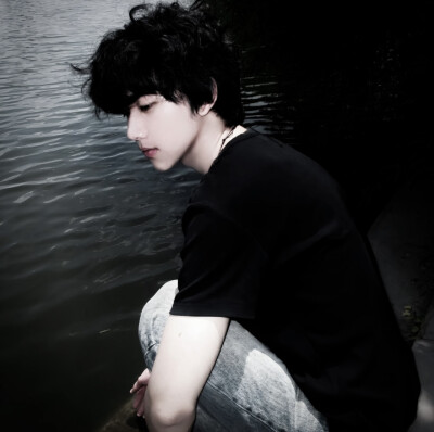 风格男头 拿图点赞关注