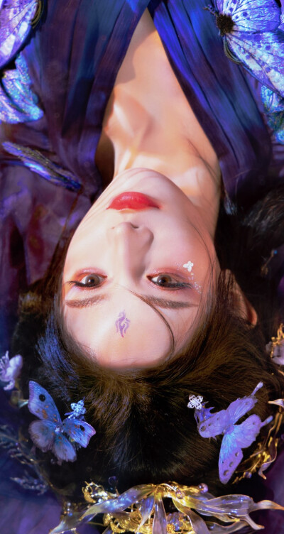 彭小苒《暗河传》 慕雨墨