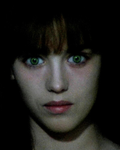 1981年，伊莎贝尔·阿佳妮在《着魔》中。 ​​​