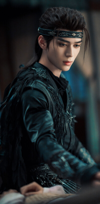 章时安《暗河传》唐怜月