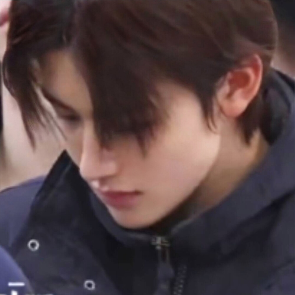 原来那滴雨名叫眼泪