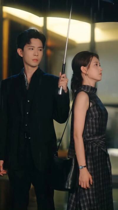 黄浩雯&郭宇欣 《在八月盛夏》