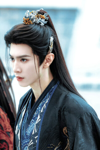 一笑随歌
cr.@放空三秒钟