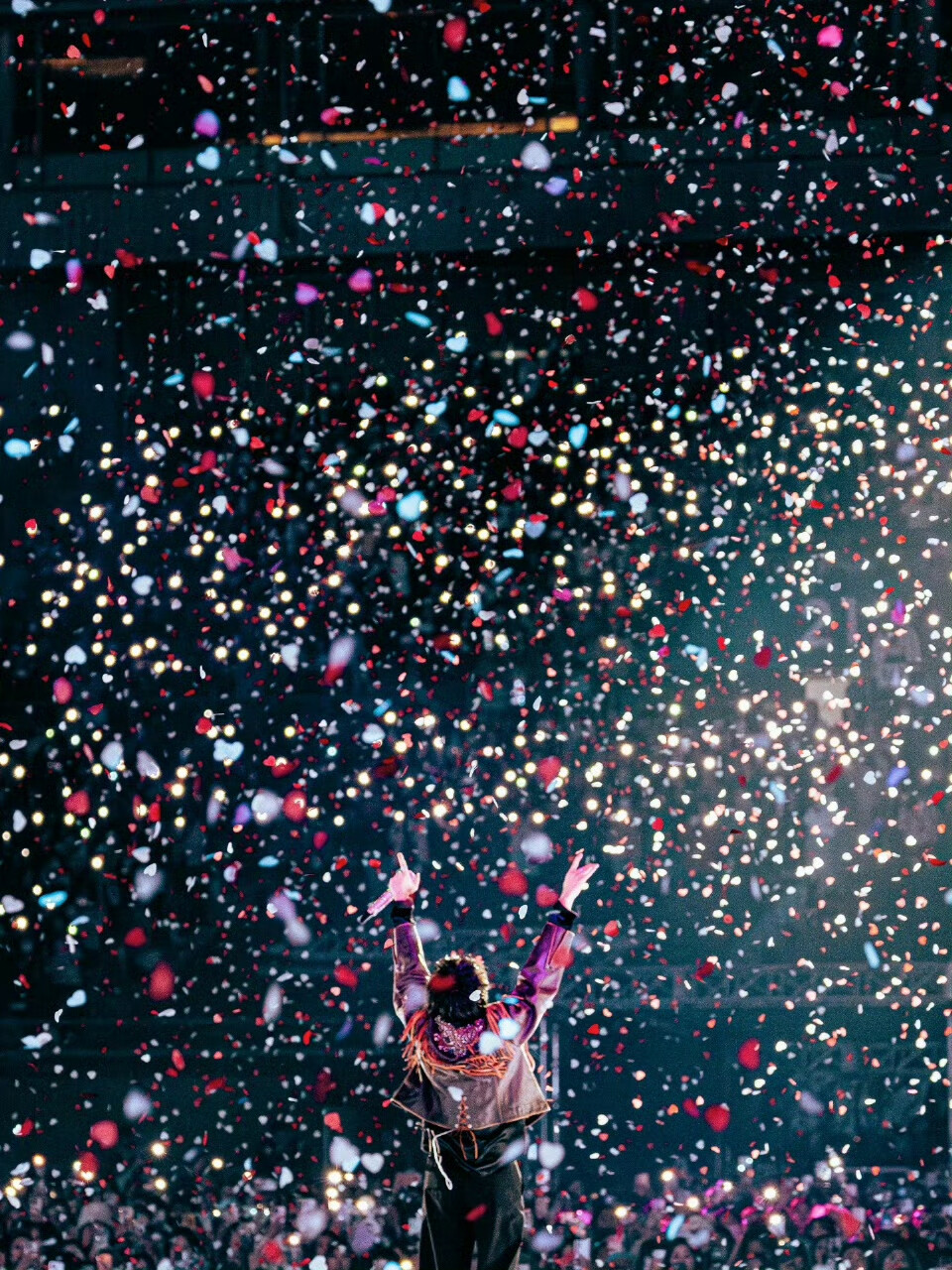 251102
金硕珍更新ins