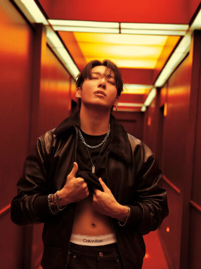 251104
voguejp账号更新柾国相关
