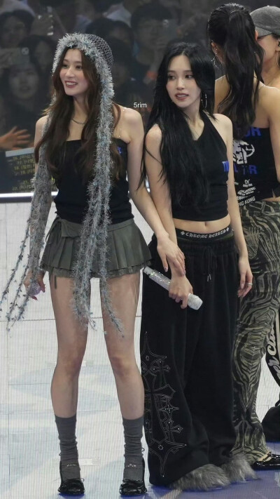 凑崎纱夏 名井南