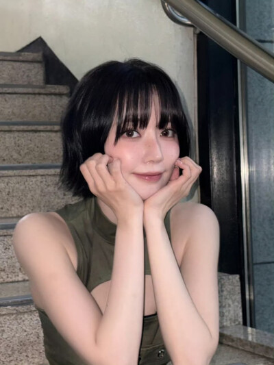 宮脇咲良INS更新