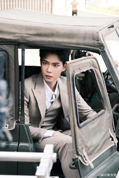 被读心后团宠大小姐人设又崩了
女主时愿愿（石雪婧 饰）穿书到80年代，成为残疾大佬陆远修（黄浩雯 饰）