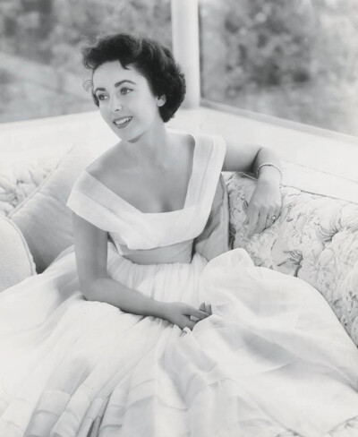 Elizabeth Taylor ​​​