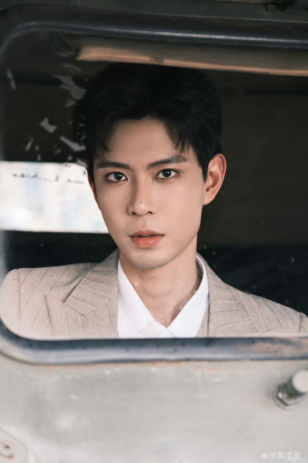 被读心后团宠大小姐人设又崩了
女主时愿愿（石雪婧 饰）穿书到80年代，成为残疾大佬陆远修（黄浩雯 饰）