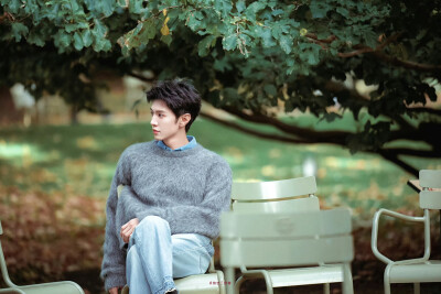 陈哲远
cr.@放空三秒钟