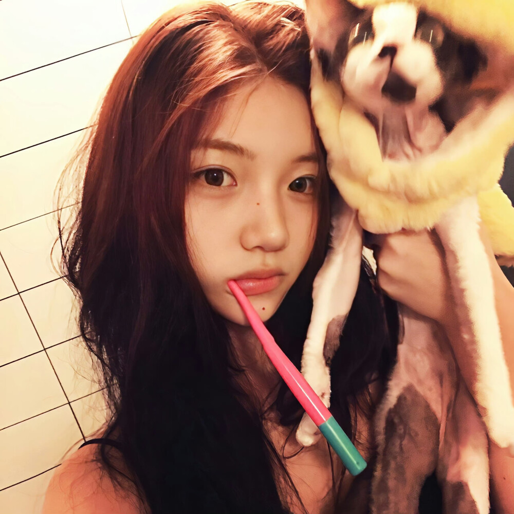 万物各有时令 爱也到了秋天 ​​​
#氛围感女头#