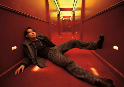 251104
voguejp账号更新柾国相关
