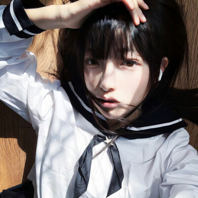 总有一些东西 要用失去来证明它的珍贵 ​​​
#氛围感女头##朋友圈套图#