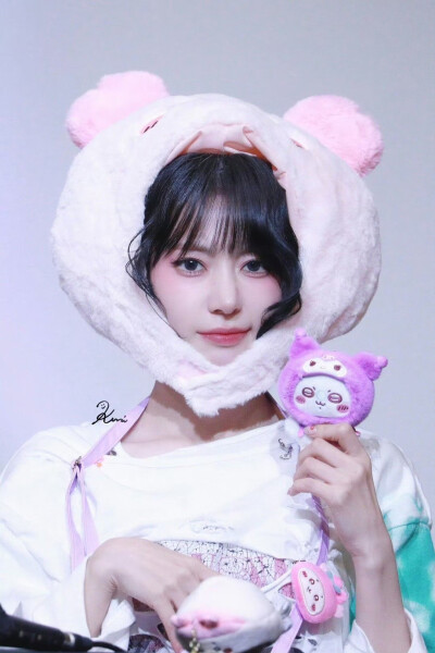 宮脇咲良 饭拍高清