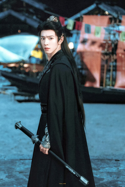 一笑随歌
cr.@放空三秒钟