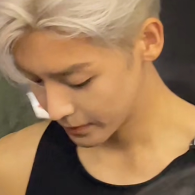 人并没有那么多眼泪要流