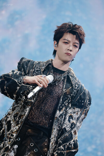 王栎鑫11.1慈溪城市森林音乐节